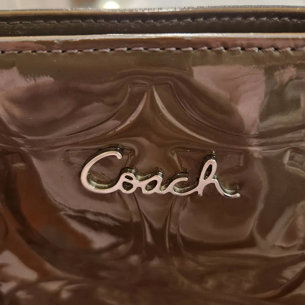 Coach Olive Green Op Art Embossed Patent Leather East West Gallery Tote  Bag - Picture 16 of 16